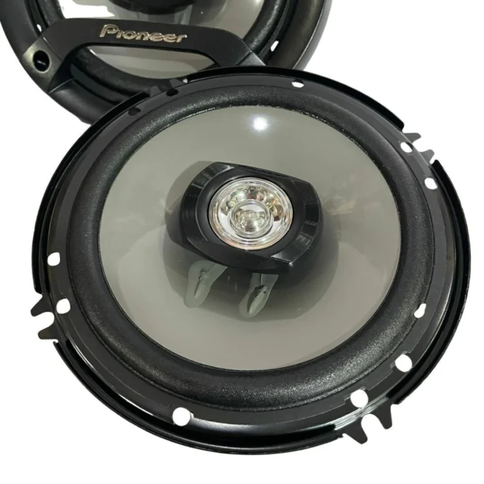 Cornetas Pioneer 6.5" / TS-F1634R / 200W - Imagen 1